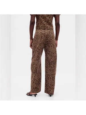 GAP Leopard Brown High Rise Barrel Jeans thumbnail 4
