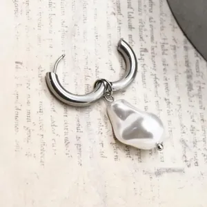 Baroque Pearl Earrings Silver thumbnail 3