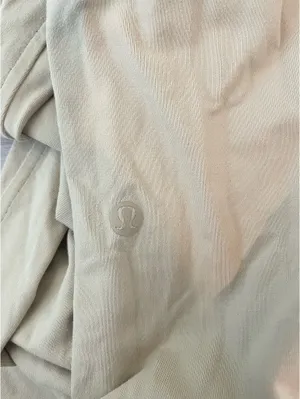 Lululemon High-Rise Joggers thumbnail 4