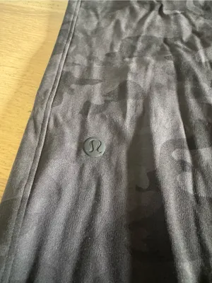 Lululemon On the Fly Jogger Heritage Camo Deep Coal size 6 thumbnail 8