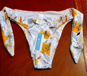Cupshe Bikini Size XS thumbnail 1