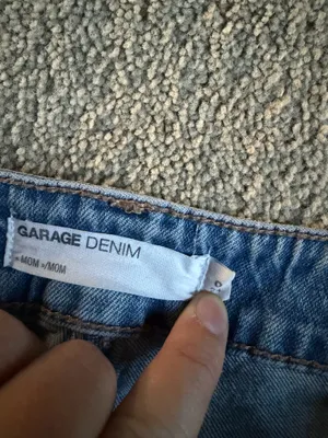 Garage Denim High-Rise Straight Leg Jeans – Size 0 thumbnail 3