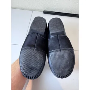 Stelle Jazz‎ Shoes Women Size 3.5 Leather Elastic Inset Black Minimalist Dance thumbnail 2