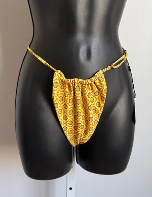 SKATIE Bikini Bottoms sz M‎ Yellow Floral Tile Print Sustainable Swimwear NWT thumbnail 1