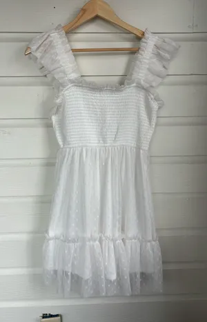 White dress thumbnail 1