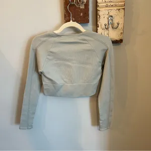 Aerie Offline Sidewalk Seamless Cable Knit Long Sleeve in Sage thumbnail 4