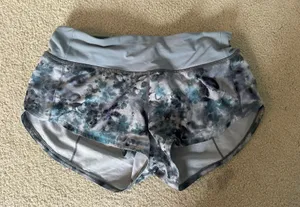 Lululemon Shorts thumbnail 3