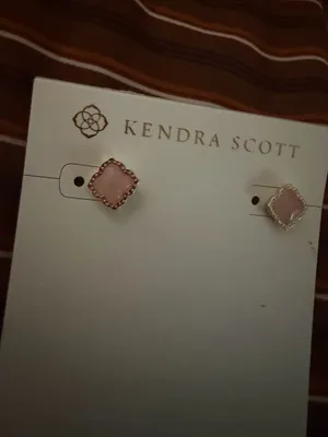 Kendra Scott Mallory Stud Earrings in Pink Rose Quartz thumbnail 4
