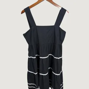 Nicoles Closet Black Cotton Ric Rac Tiered Midi Dress Smocked Back Pockets M thumbnail 7