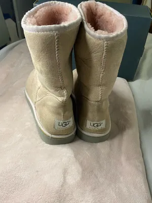 UGG Australia Womens suede Boots size 8 thumbnail 3