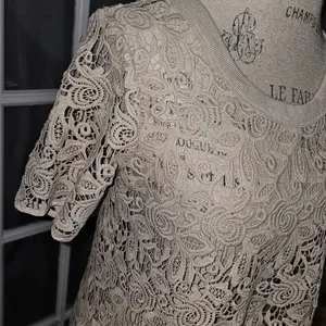 Wilfred‎ Aritzia Womens Tan Embroidered Crochet Top Small thumbnail 3
