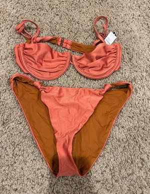Dippin daisy bikini set thumbnail 1