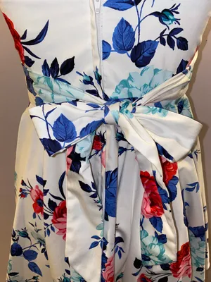 Boutique Floral Dress thumbnail 6
