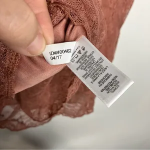 Express dusty rose ruffle blouse size small‎ thumbnail 6