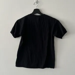 Gildan Brooklyn Nets Black T-Shirt Youth Size XL thumbnail 6