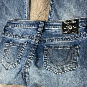 True Religion “Billy” Mid-Rise Women's Straight Leg Jeans thumbnail 11