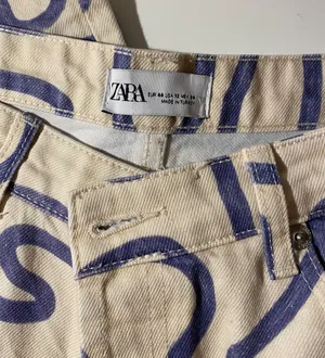 ZARA straight leg print jeans thumbnail 5