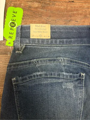 NWT Democracy Mid-Rise Bootcut Pull On Jeans Size 2 thumbnail 6