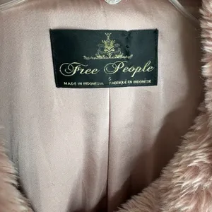 Free People Pink Faux Fur Coat Women’s Small Plush Teddy Shaggy Y2K Boho Jacket thumbnail 2