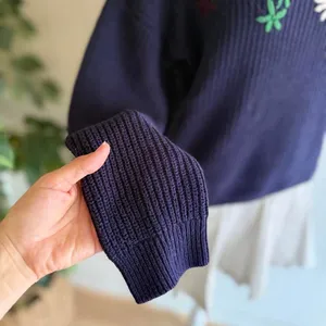U.S Polo Embroidered Flowers Navy Blue Sweater Women's Crew Neck Size Xs thumbnail 3