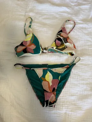 O'Neill Bikini thumbnail 1
