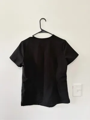 Figs Black Catarina One-Pocket Scrub Top thumbnail 2