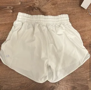 Lululemon Bone Shorts thumbnail 3