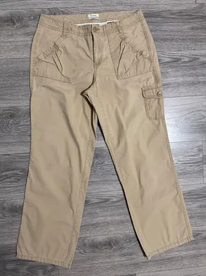 Vintage Dockers‎ Womens Size 8 M Khaki Cargo Pants Favorite Fit Straight Leg Tan thumbnail 1