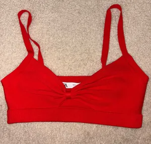 Zara Scarlet Knotted cropped top thumbnail 1