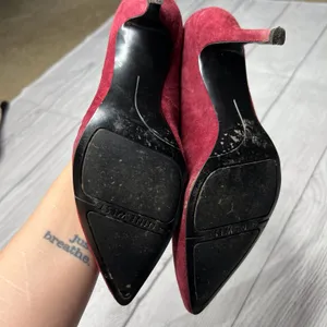 Nine West Genuine Leather Suede Maroon Velvet Red Pumps Heels Pointed Toe Sz 7M thumbnail 5