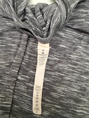 lululemon top thumbnail 2