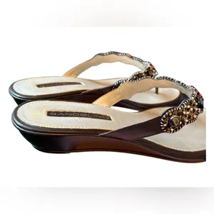 Bandolino Black Beaded Thong Sandals thumbnail 5