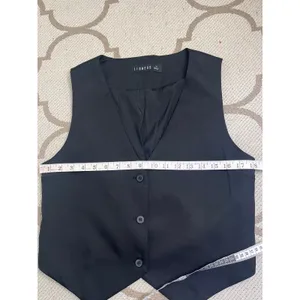 Lioness Gisele Vest Black Tailored Sleeveless Button Front Vest Size M NWOT thumbnail 5