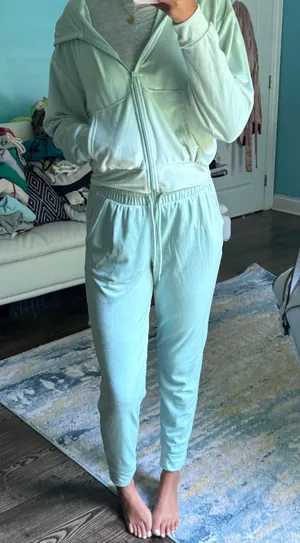 Refuge mint green velvet set thumbnail 1