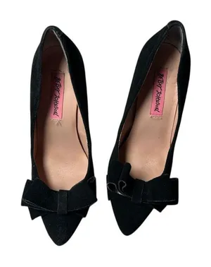 Betsey Johnson‎ Black Suede Bow Pointed Toe Kitten Heel Pumps Classic Shoes thumbnail 1