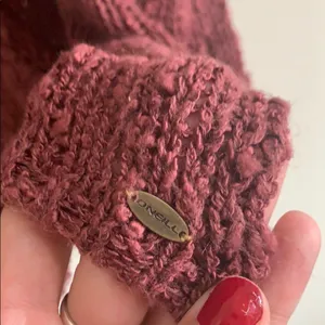 O’neill burgundy sweater like top size XXL! thumbnail 6