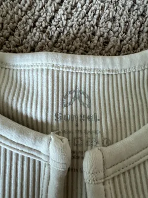 Amazon Aritzia white ribbed tank top and leggings set Size S #athleisure #activewear thumbnail 2