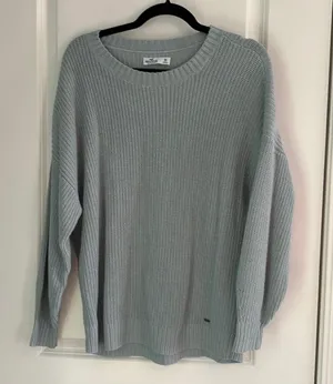 Hollister Green Sweater thumbnail 2
