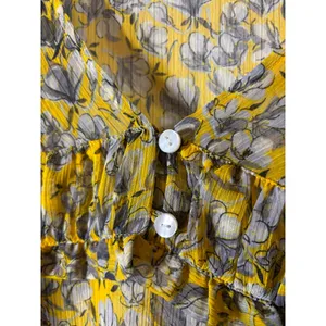 Ann Taylor LOFT Size L Sheer Yellow Botanical Floral Puff Sleeve Popover Top thumbnail 3