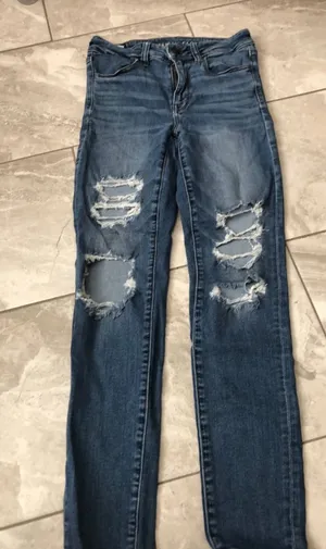 American Eagle Jeans thumbnail 3