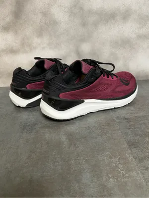 Topo Athletic Ultrafly 3 Women's Burgundy Running Shoes Size 7.5 thumbnail 9