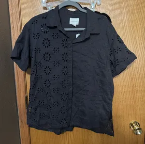 Black Eyelet Short Sleeve Shirt American Eagle NWT medium thumbnail 1