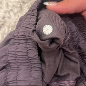 Lululemon hotty hots 2.5 thumbnail 4