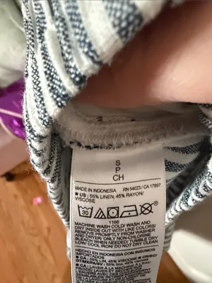 Women’s blue and White Striped wide leg women and Wind pant Old Navy Small thumbnail 4