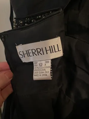 Sherri Hill Black Gown thumbnail 5