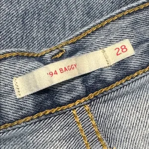 LEVI’S 94 Baggy Wide Leg Jean 28 Riveted thumbnail 3