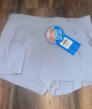 PFG Columbia Shorts Women’s thumbnail 1