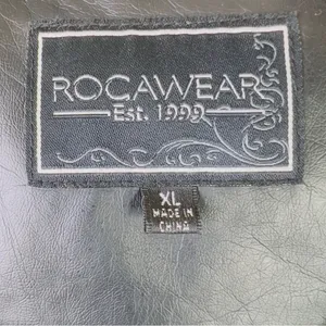 Vintage Rocawear XL Black Buttery Soft Faux Leather W/ROC Zipper Pulls & pockets thumbnail 14