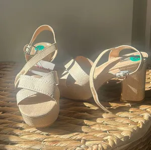 DV Platform by Dolce Vita Sandals thumbnail 1
