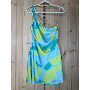 NWT Lulus Betania Blue Multi Abstract Satin One-Shoulder Mini Dress Party Size M thumbnail 2